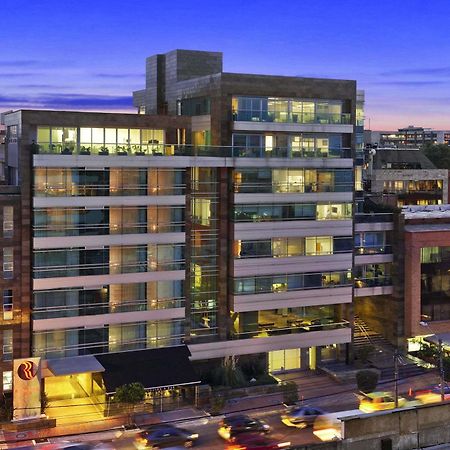 Отель Ramada Bogota Parque 93 Экстерьер фото